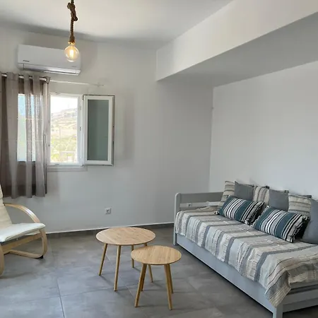 Apartment Μaistrali Schinoussa 2